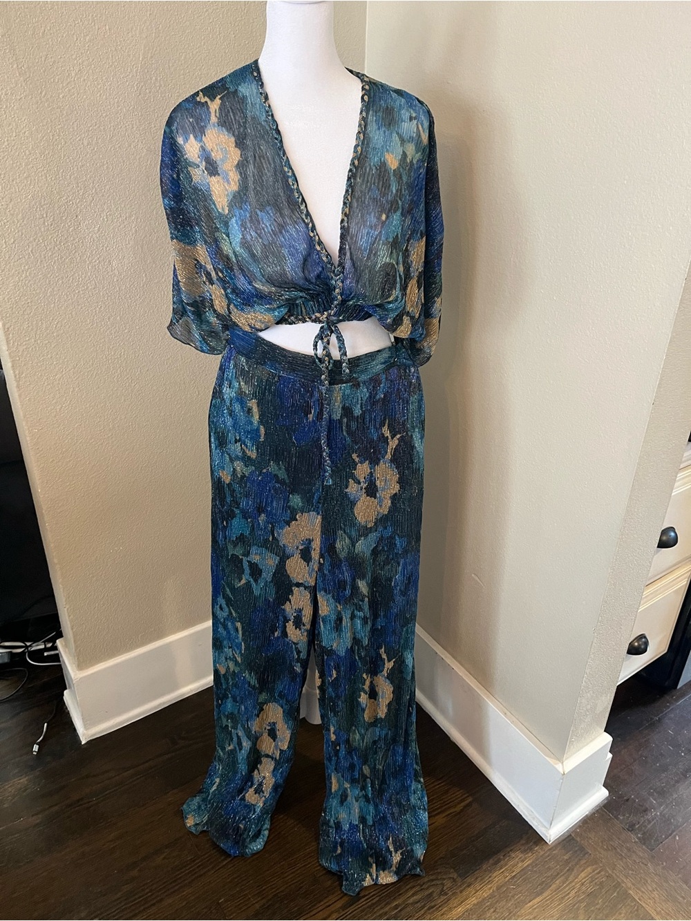 12th Tribe Floral Wide-Leg Set